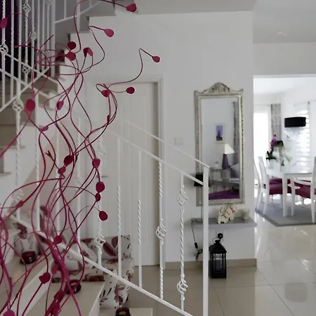 Lovely With Private Pool * Voroklini