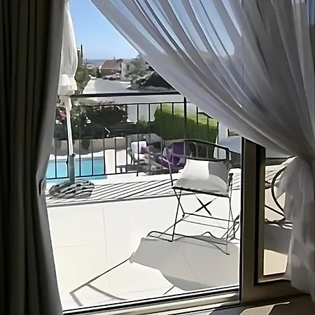 Lovely With Private Pool